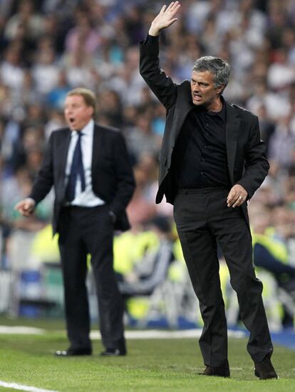 José Mourinho y Harry Redknapp durante el partido