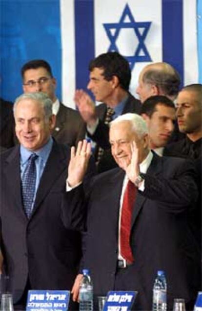 Sharon celebraba anoche su victoria junto a Netanyahu en Tel Aviv.