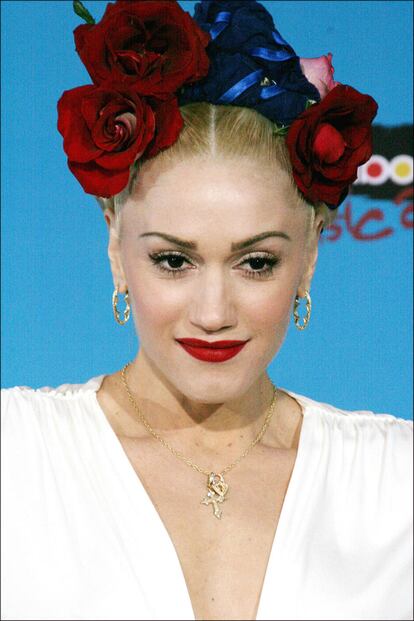 Gwen Stefani, a lo Frida Kahlo.