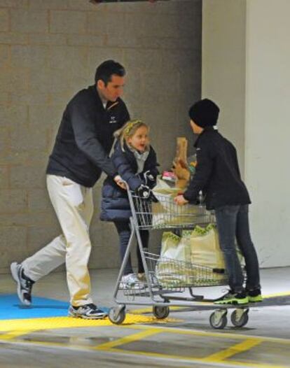 Iñaki Urdangarin con sus hijos Irene y Miguel en Washington, el pasado 21 de enero.