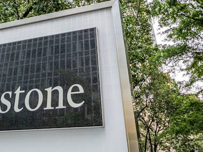 Blackstone limita las retiradas de su fondo inmobiliario por el aluvión de peticiones