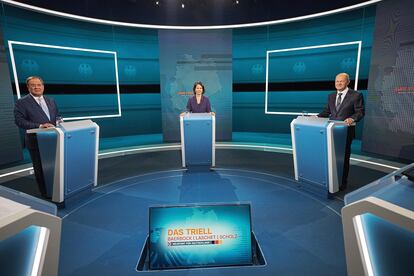 Los candidatos a canciller durante el debate del domingo.