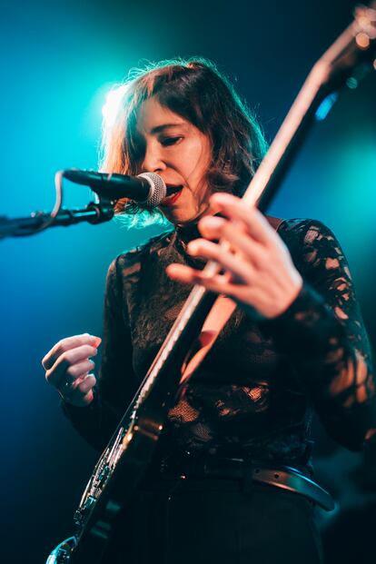 Carrie Brownstein, en plena actuación.