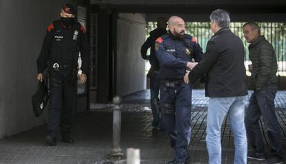 La policia cient&iacute;fica, al lloc dels fets. 