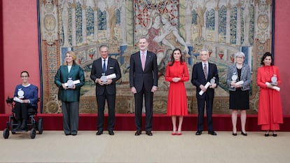 MADRID, SPAIN - MARCH 15: Queen Letizia of Spain and King Felipe VI of Spain deliver accreditations on the 10th Promotion of Honorary Ambassadors for the "Spain" Brand at Palacio Real de El Pardo. Madrid on March 15, 2023 in Madrid, Spain. (Photo by Pablo Cuadra/Getty Images)