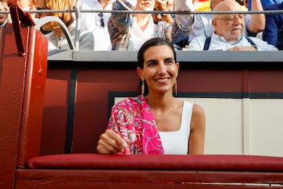 La candidata de Vox a la presidencia de la Comunidad de Madrid, Rocío Monasterio, asiste a la corrida de la Feria de San Isidro, este jueves en Madrid.