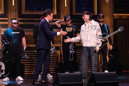 Peso Pluma con Jimmy Fallon.
