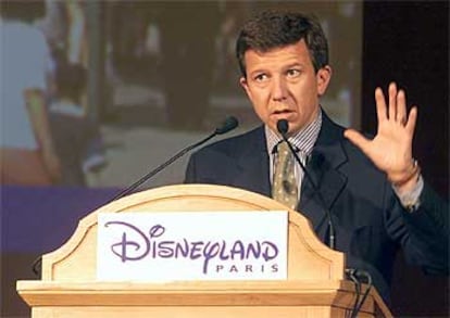 Gilles Pelisson, presidente de Eurodisney, durante una conferencia de prensa.