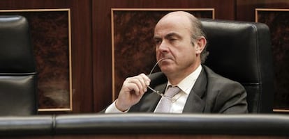 El ministro de Economía, Luis de Guindos, el pasado martes en el Congreso.