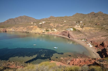 Calas Nudistas de Bolnuevo, al pie de la sierra de las Moreras, en Mazarrón (Región de Murcia) 