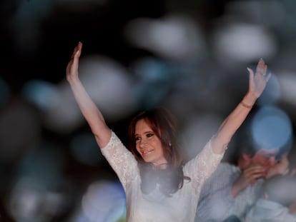 Cristina Fernández en la Plaza de Mayo en diciembre.