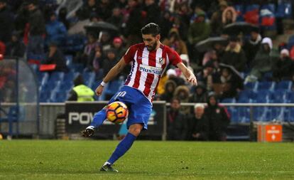 Carrasco remata para firmar el 2-2.