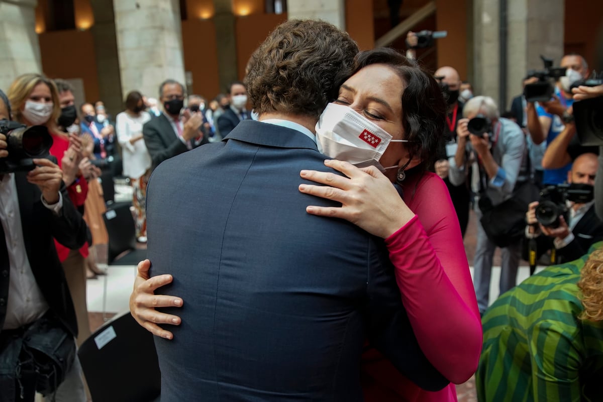 La metamorfosis de Ayuso inquieta a Casado | España | EL PAÍS