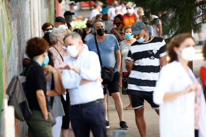 Cribado de covid-19, realizado en el barrio del Besòs i el Maresme de Barcelona hace unos días.