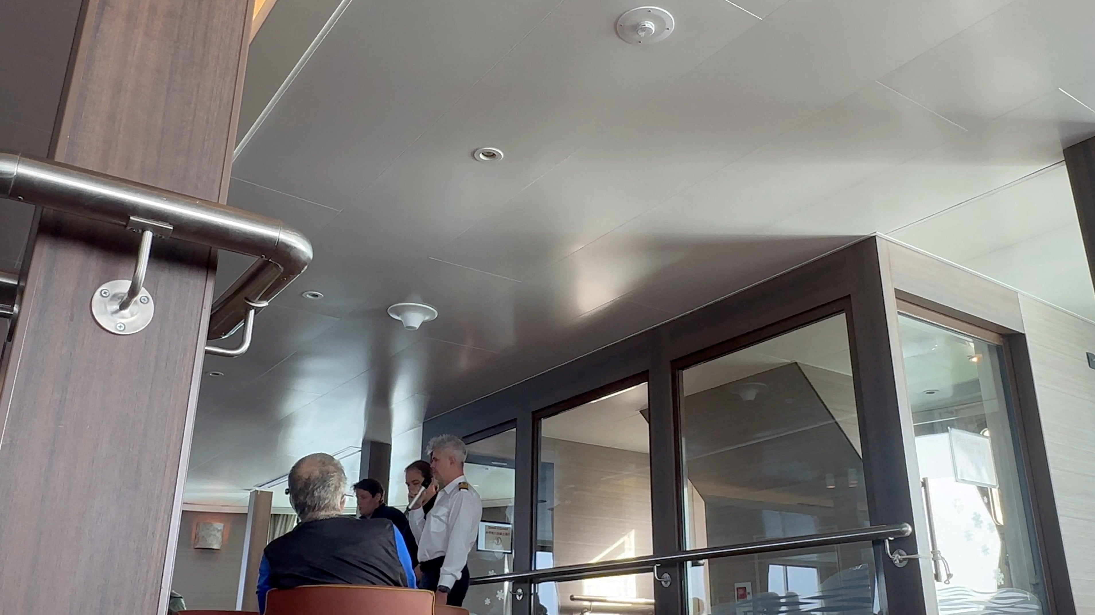 El capitán del crucero del hantavirus, tras la primera muerte: “No es infeccioso. El barco es seguro”