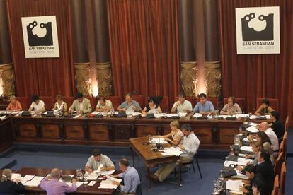 Pleno de la corporación del ayuntamiento de San Sebastián.