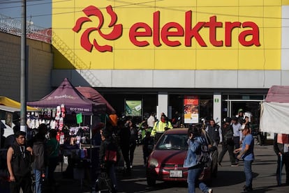 Una sucursal de una tienda de Grupo Elektra, el 2 de diciembre en Ciudad de México.