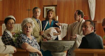 Fotograma de 'Dos francos, 40 pesetas', la comedia de Carlos Iglesias.