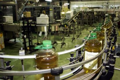 Fábrica de Hojiblanca en Antequera, en Málaga.