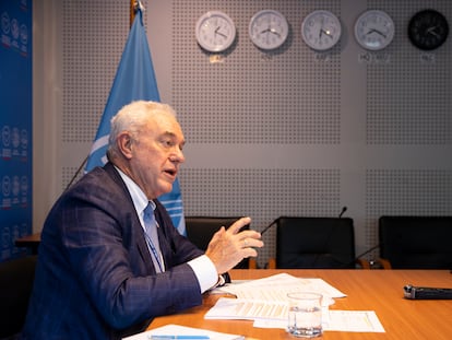 El nuevo representante de la FAO para América Latina, Mario Lubetkin, durante una entrevista, el 3 de agosto en Santiago (Chile).