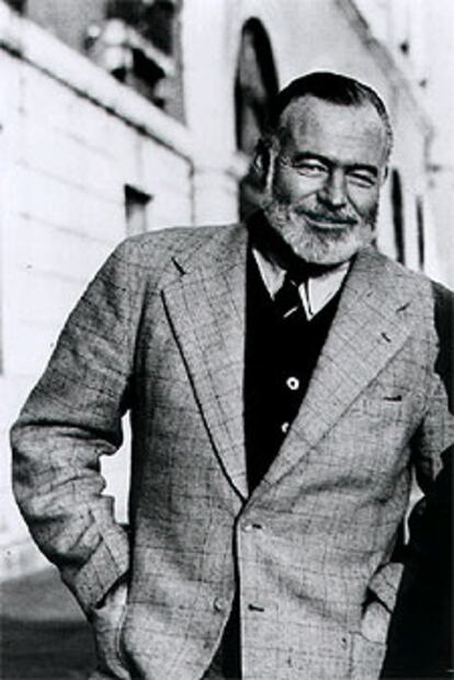 Ernest Hemingway, fotografiado en 1950 en Venecia por su amigo Aaron Edward Hotchner.