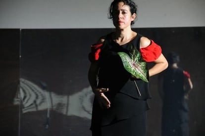 Vicky Cort&eacute;s, en la obra de teatro-danza &#039;En maceta&#039;.