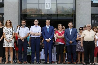 Minuto de silencio por las victimas del terremoto de italia en el Ayuntamiento de Madrid.