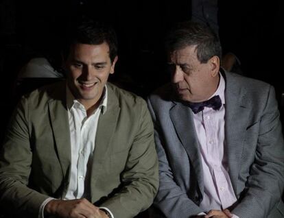 Albert Rivera y Francisco Sosa Wagner, en un mitin de Ciudadanos.