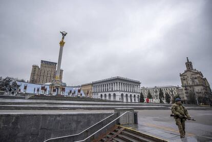 Monumento a la Independencia el pasado día 3 de marzo, en Kiev. 