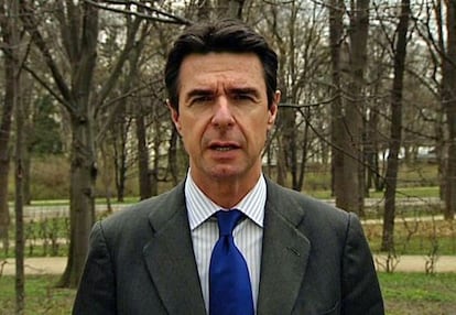 Minister José Manuel Soria, pictured today in Warsaw.