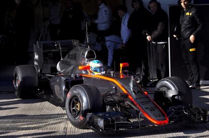Fernando Alonso, durante unos entrenamientos en Jerez.