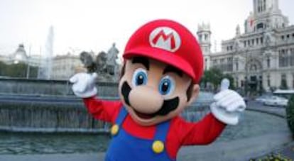 Mario, el fontanero más famoso del mundo, hace sus pinitos en el mundo de los negocios en el próximo juego de Nintendo.juego