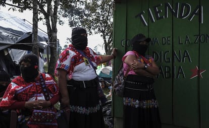 Mujeres zapatistas participan en el Segundo Encuentro Internacional de Mujeres que Luchan, en el Estado mexicano de Chiapas.