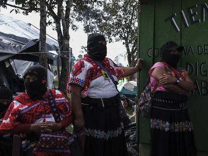Mujeres zapatistas participan en el Segundo Encuentro Internacional de Mujeres que Luchan, en el Estado mexicano de Chiapas.