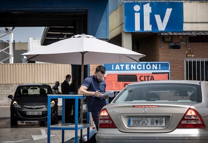 La ITV del polígono de Vara de Quart, de Valencia, en una imagen de esta mañana.