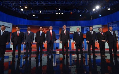 Los 10 participantes en el debate este jueves.