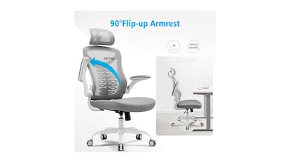 Sillas ergonómicas sobre fondo blanco.