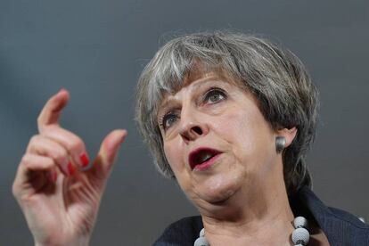 Theresa May durante um comício do Partido Conservador