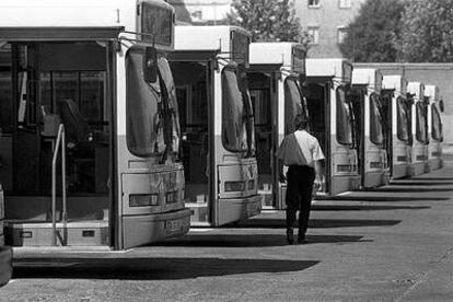 Autobuses de la Empresa Municipal de Transporte de Madrid (EMT).