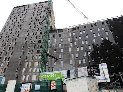 Construcción de viviendas de protección oficial en Bolueta, Bilbao.