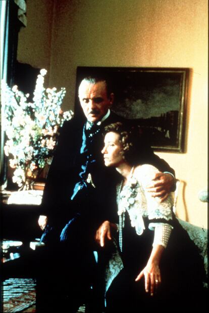 Anthony Hopkins y Emma Thompson, en una imagen de <i>Regreso a Howards End</i>, de James Ivory.