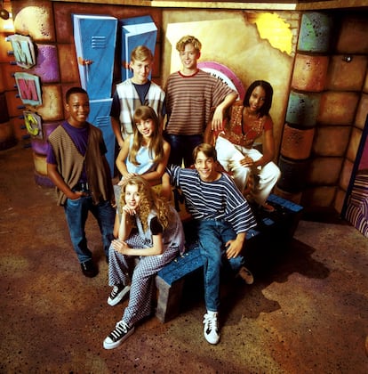 Justin Timberlake empezó siendo un niño Disney. En la imagen, en el programa 'Mickey Mouse Club' que compartió con otros artistas hoy reconocidos. En la imagen, Tate Lynche, Ryan Gosling, Justin Timberlake, Nita Booth, T.J. Fantini, Christina Aguilera y Britney Spears a principios de los años noventa.