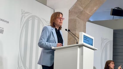 La consejera de Territorio, Vivienda y Transición Ecológica y portavoz de la Generalitat, Sílvia Paneque, en una rueda de prensa tras el Consell Executiu.