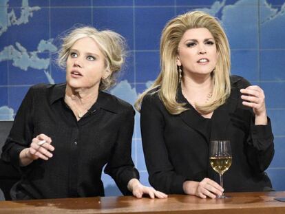 Kate McKinnon y Cecily Strong como Brigitte Bardot y Catherine Deneuve.