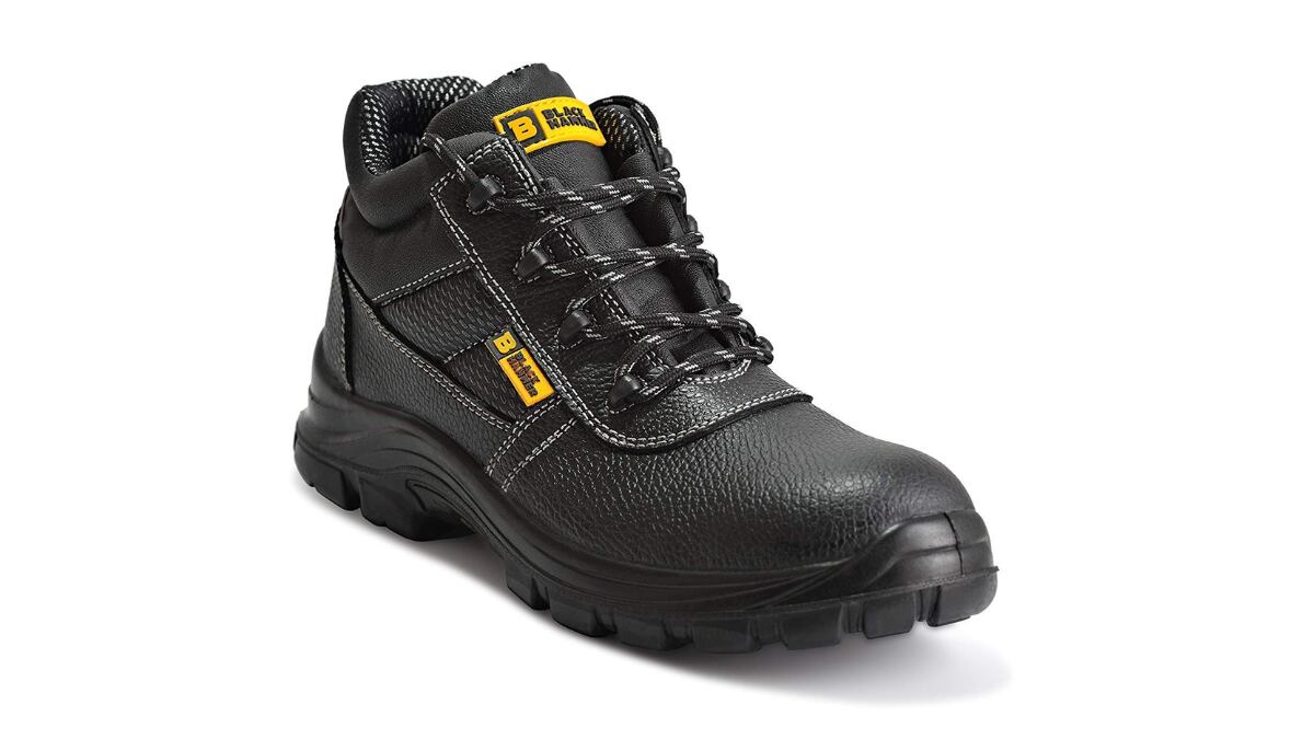 Botas de seguridad de cuero.
