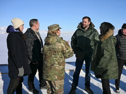 El vicepresidente de EE UU, J. D. Vance, durante su visita a la base de Pituffik, en Groenlandia, el pasado viernes.