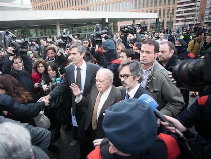 Former Catalan premier Jordi Pujol and his wife, Marta Ferrusola, arrive to testify Tuesday before a Barcelona judge.
