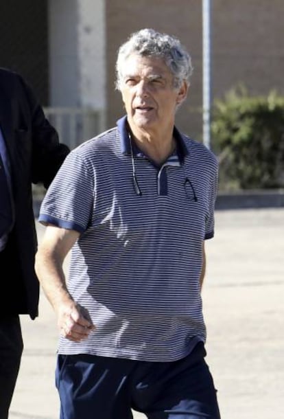 Ángel María Villar, el día que salió de la prision de Soto Del Real. Victor Sainz