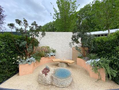 El jardín mallorquín que han instalado Tania K. Wilson y Johanna Norlin en el Chelsea Flower Show de Londres.