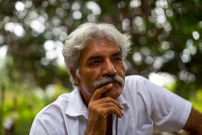El doctor José Manuel Mireles, en su casa de Tepalcatepec, en noviembre de 2016.